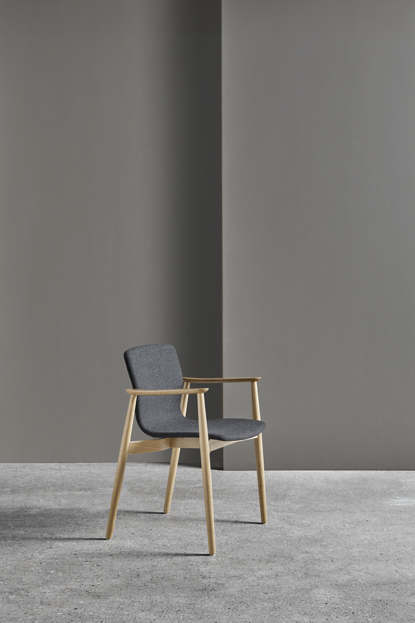 Magnus Olesen, Butterfly Classic Chair