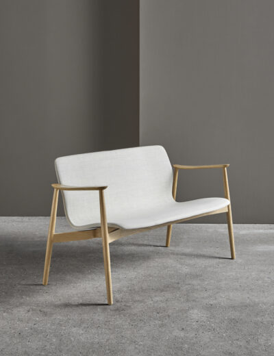 Magnus Olesen, Butterfly Classic Sofa