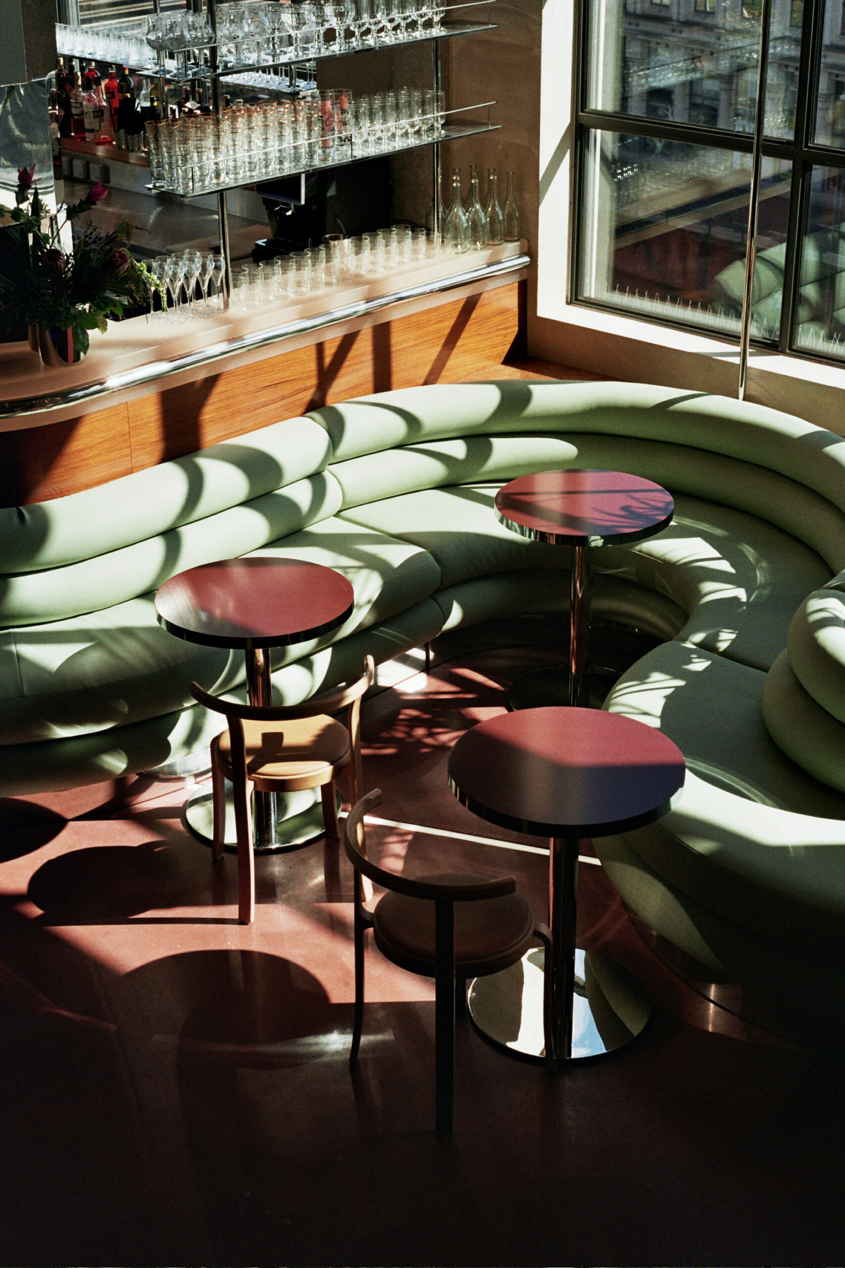 Magnus Olesen 8000 series chair