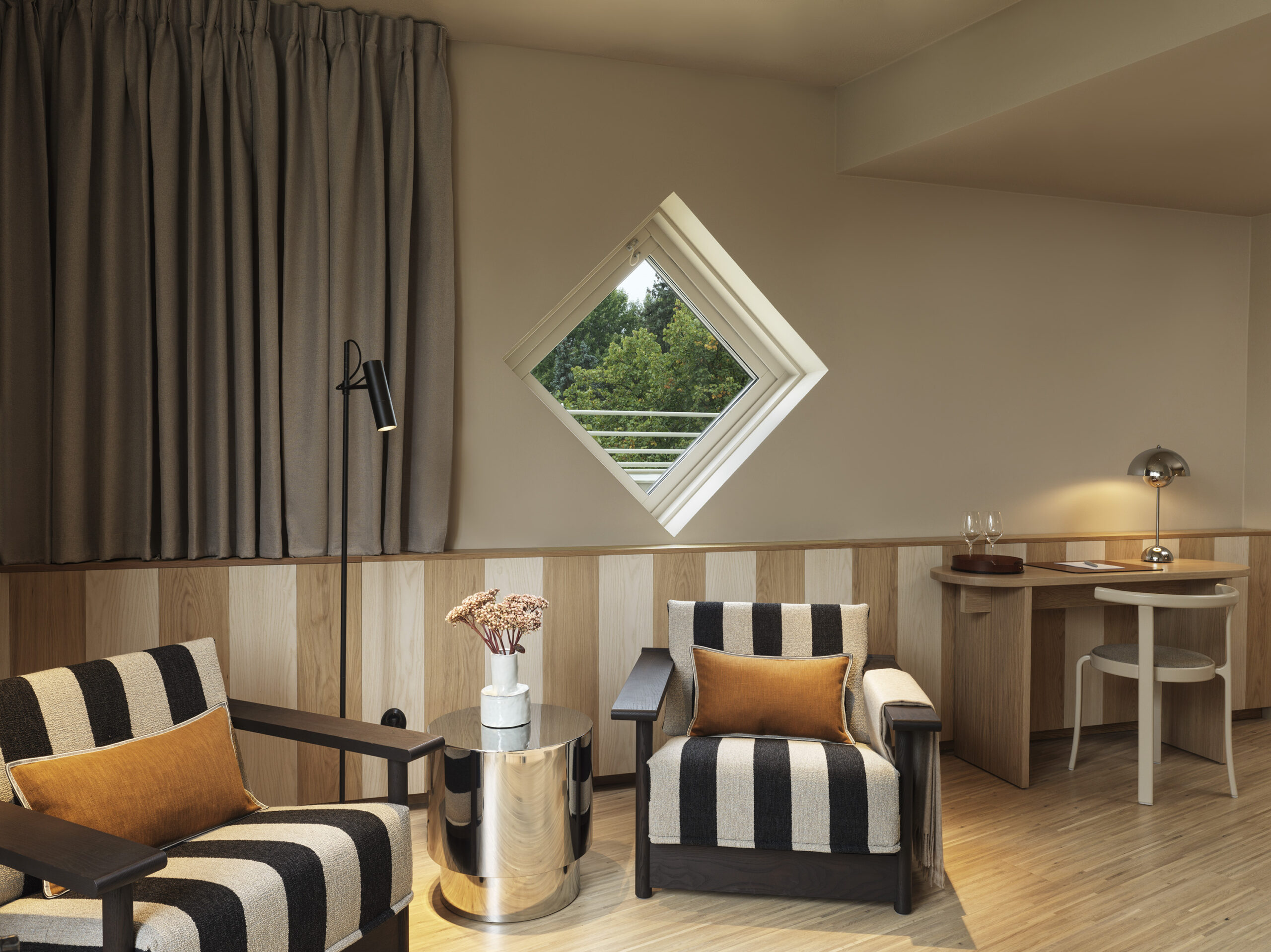 Magnus Olesen 8000 series