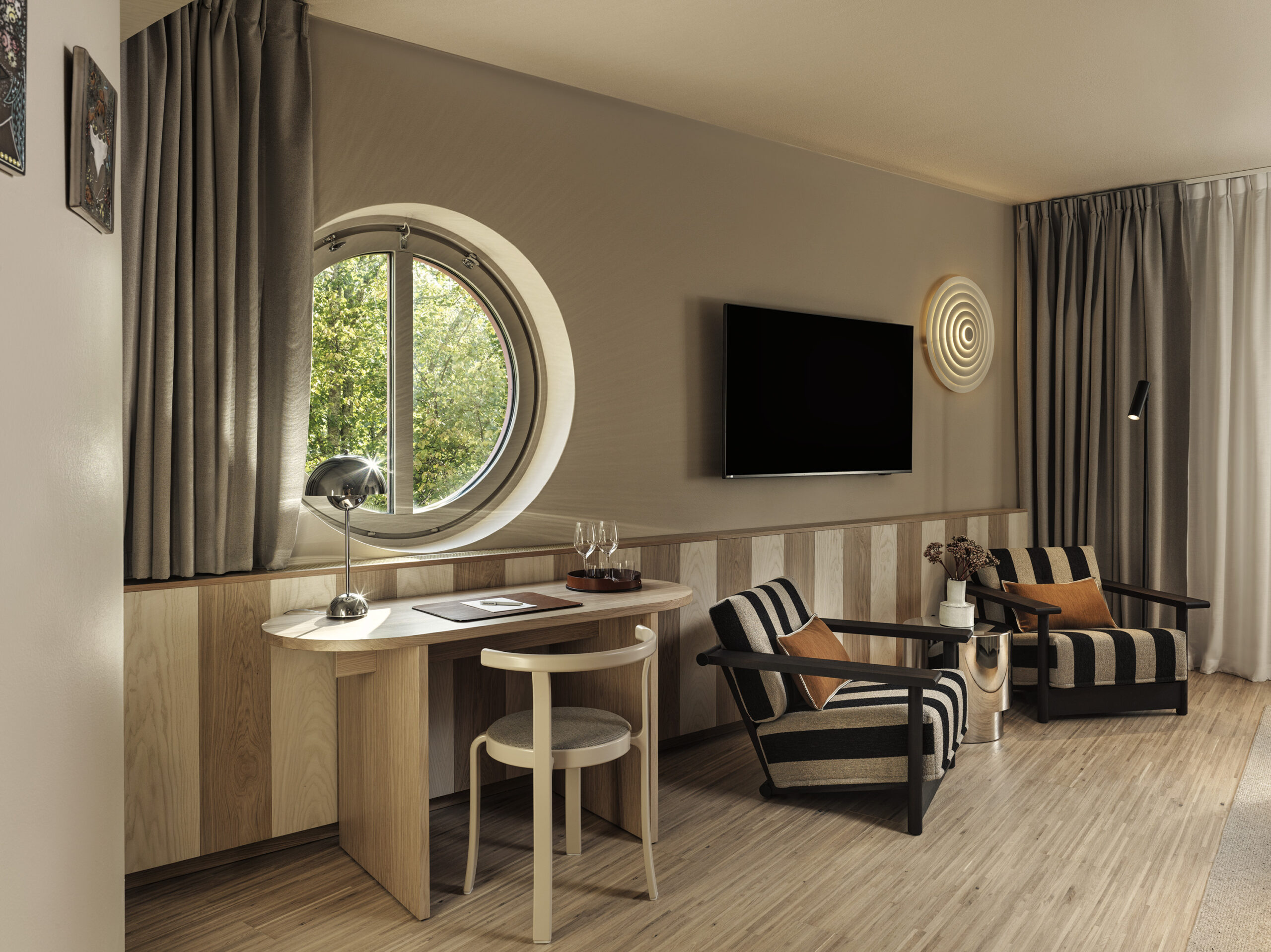 Magnus Olesen 8000 series