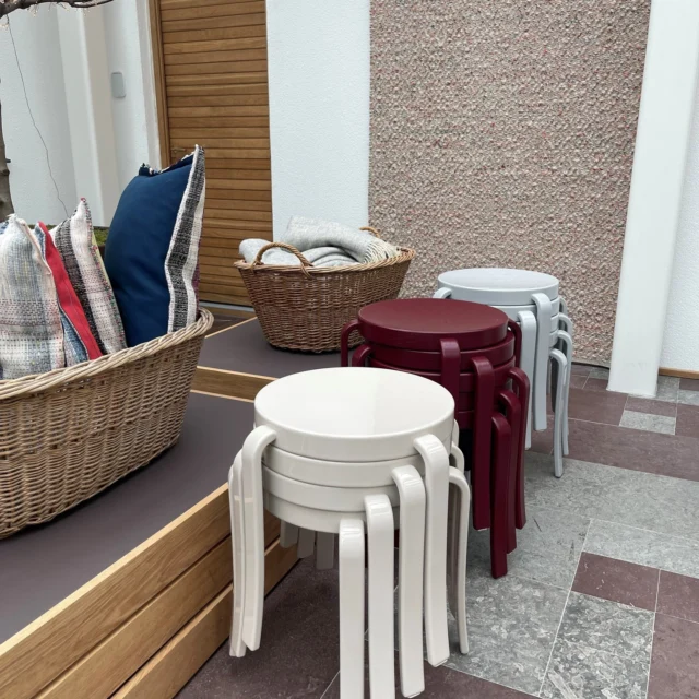 Magnus Olesen - Danish Design since 1937 Magnus Olesen - Danish Design since 1937